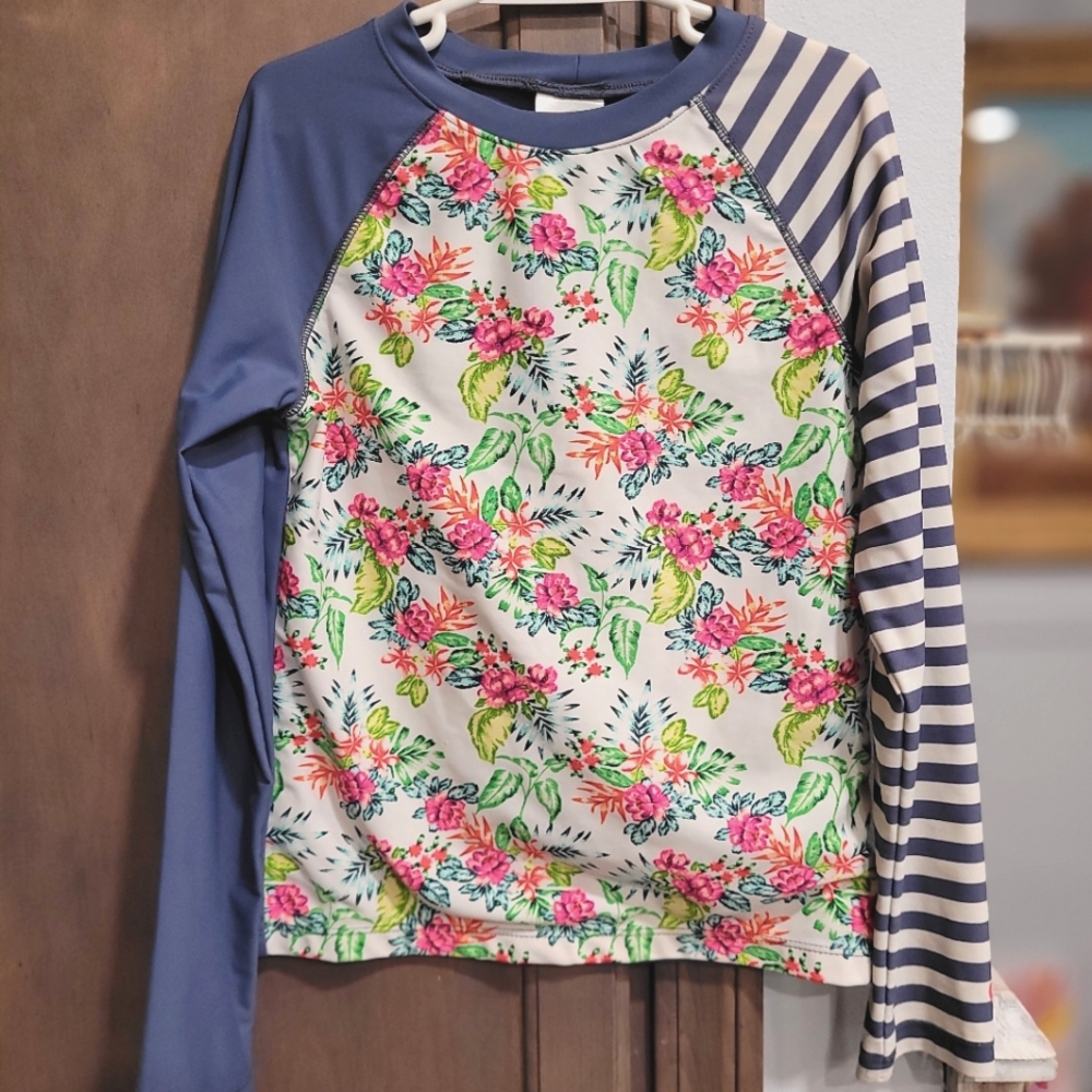 Long Sleeve Swim Suit Top